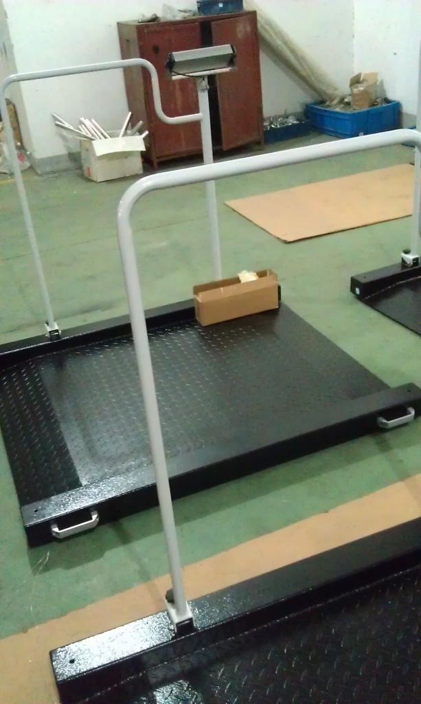 医疗电子秤，300kg不锈钢斜坡轮椅秤