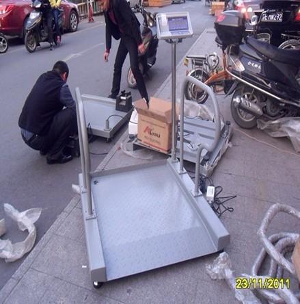 300kg不锈钢电子轮椅秤，S801型手扶秤